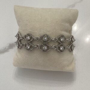 Elegant Silver Bracelet with Intricate Design